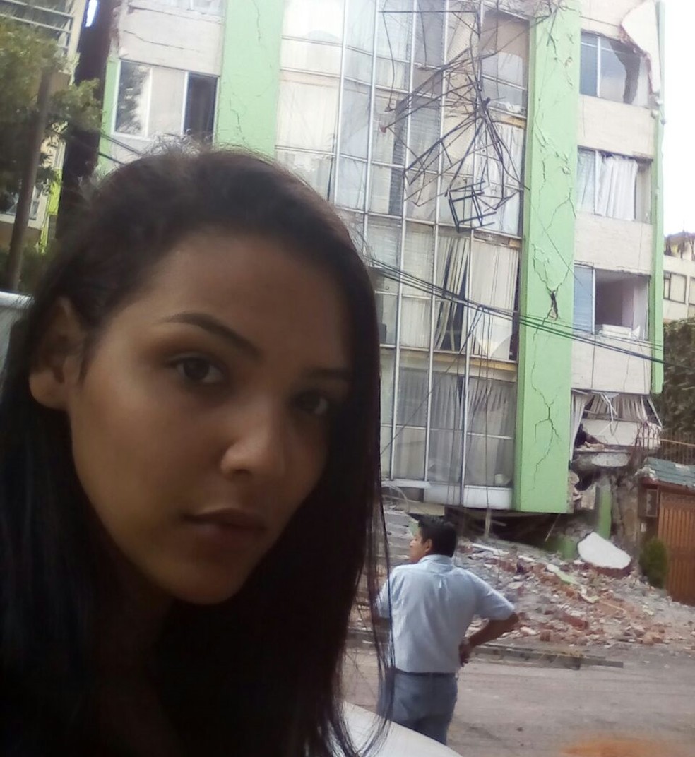 Lisandra Mendes mora na capital mexicana há 10 meses; na foto, parte de um prédio que ficou destruído pelo terremoto  (Foto: Arquivo pessoal)