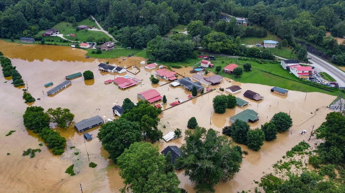 Ao menos 8 pessoas morreram após inundações em Kentucky, nos Estados Unidos