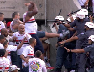 Presidente do STJD diz ser favorável a punições mais severas aos clubes