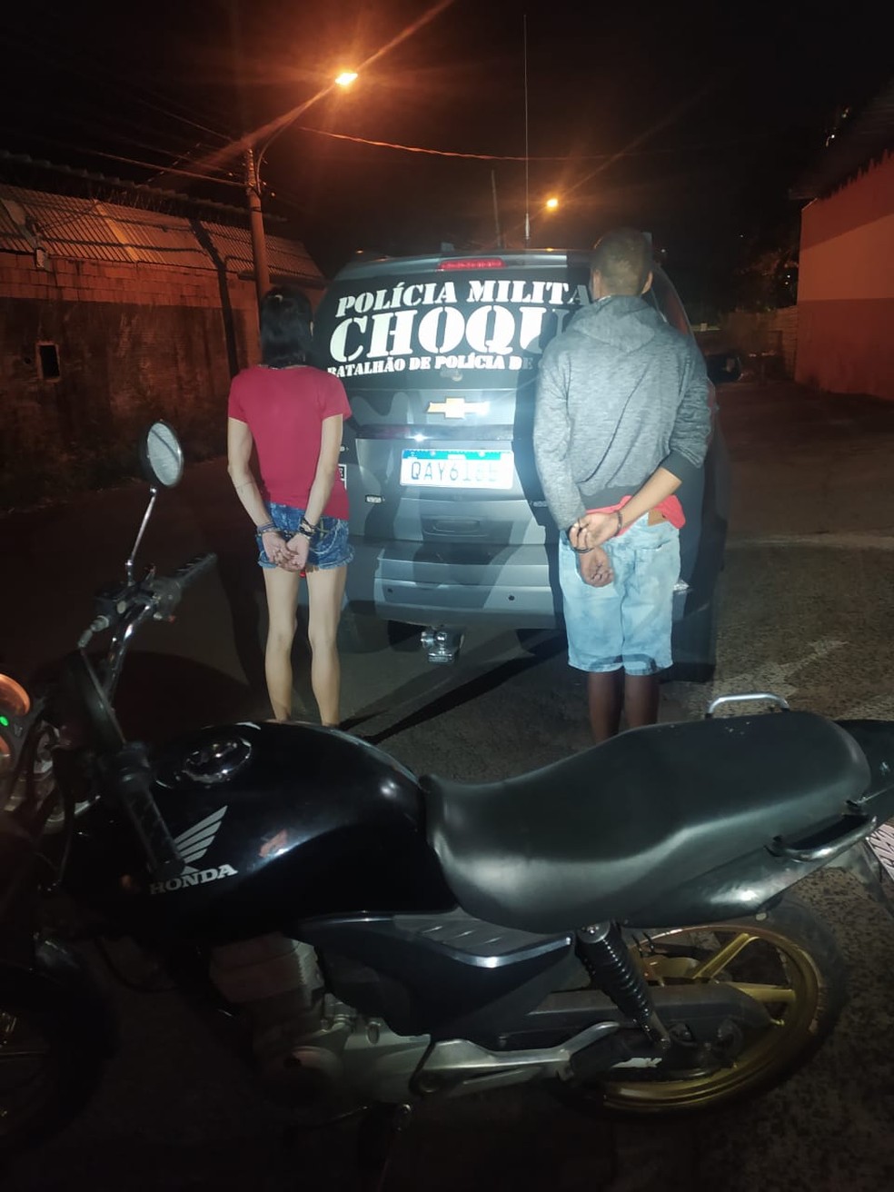Casal foi preso e confessou ao menos 10 roubos em Campo Grande — Foto: BpChoque/Divulgação