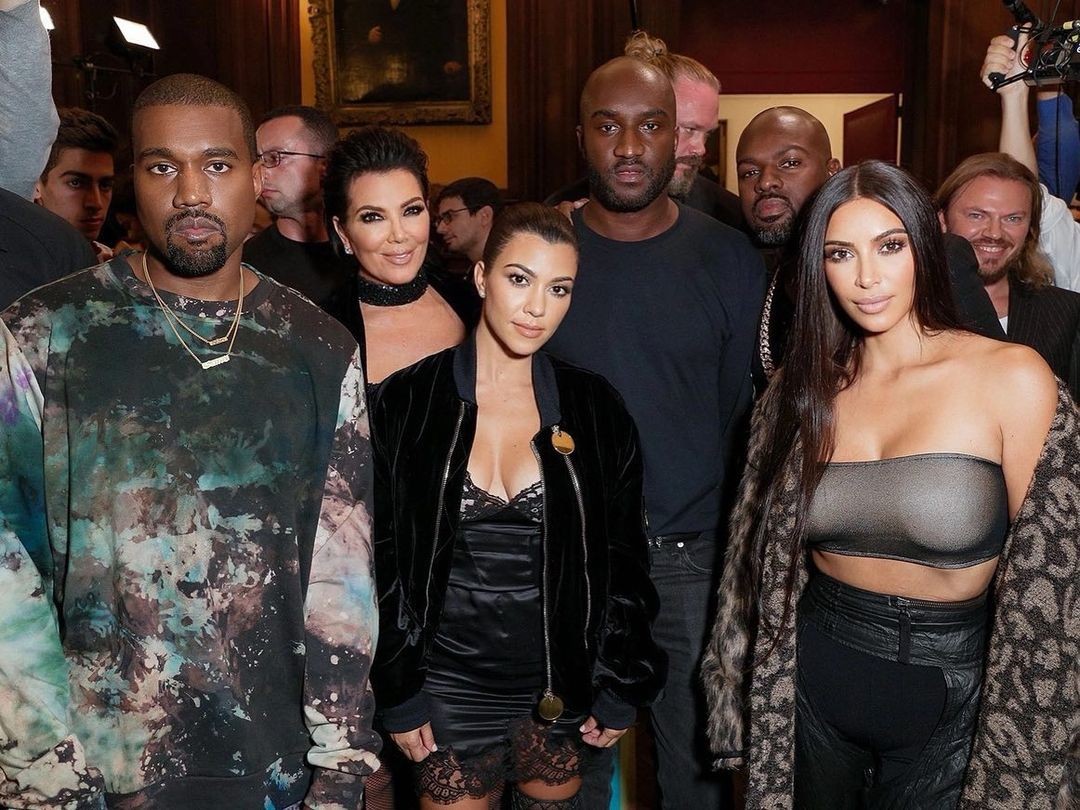 Kim Kardashian e Virgil Abloh com Kanye West (Foto: Reprodução Instagram)