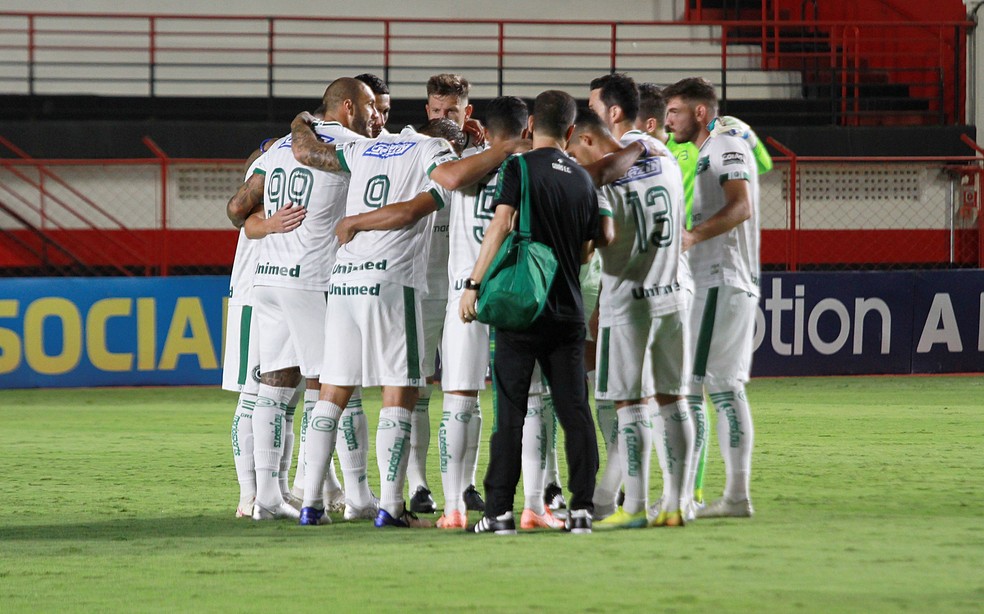 Formacao Com Tres Zagueiros E Aprovada E Goias Agora Vai Em Busca Do Equilibrio Ofensivo Goias Ge