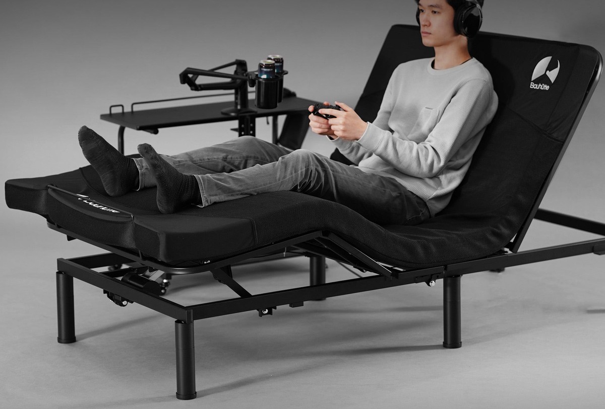 'Cama gamer' japonesa permite tirar cochilos entre as partidas