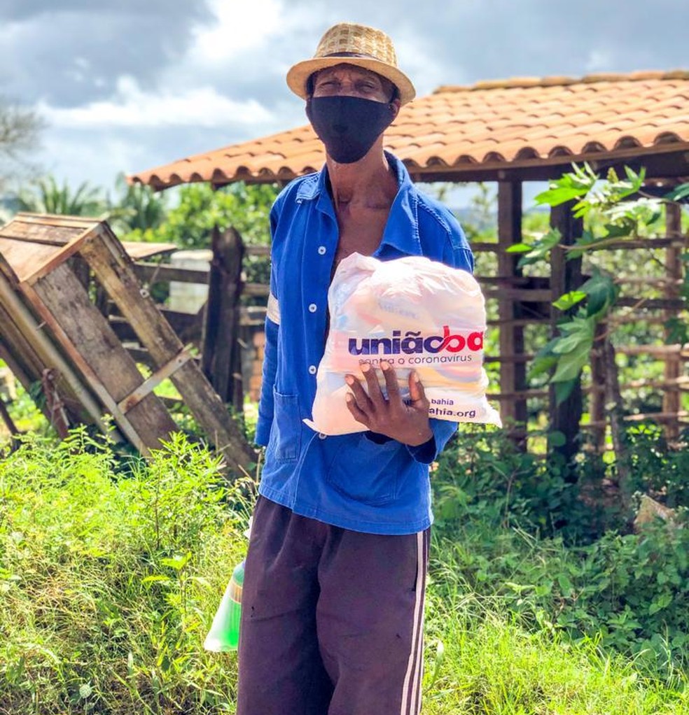 União Bahia distribuiu 20 mil cestas básicas  — Foto: Divulgação/Liga do Bem 