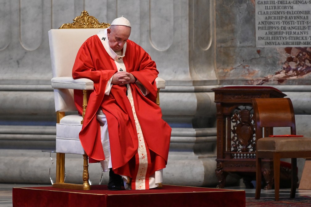 Papa Francisco celebra missa de Domingo de Ramos com basílica sem ...