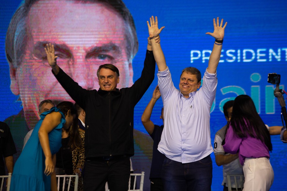 Bolsonaro participa do lançamento da campanha de Tarcísio, seu ex-ministro