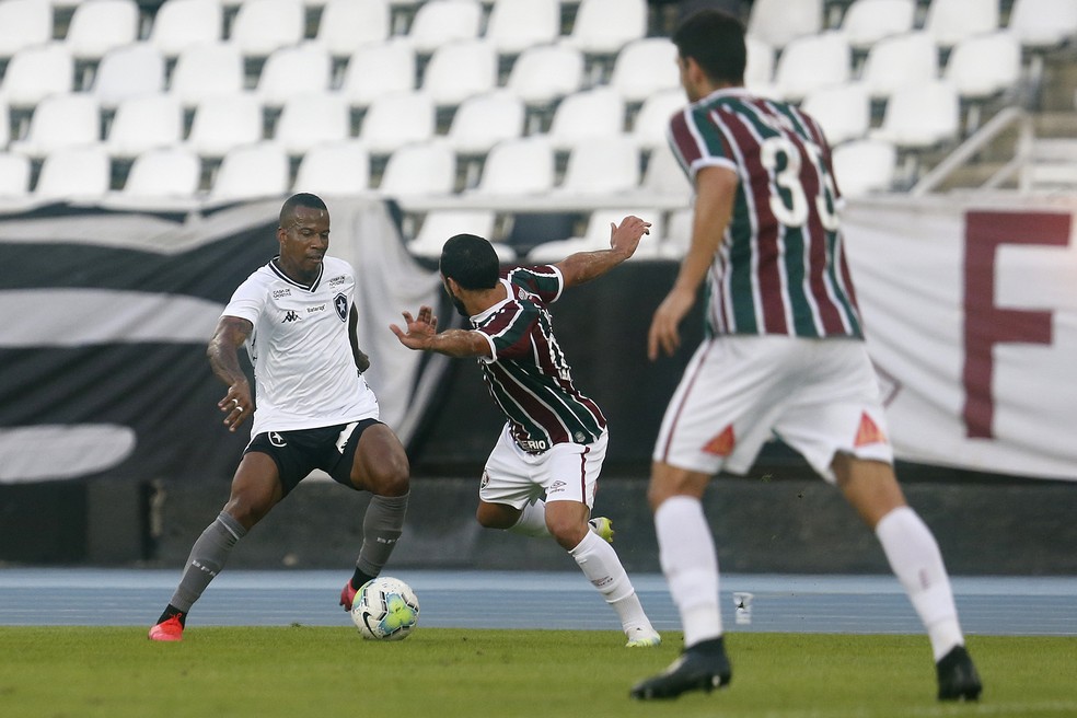 Guilherme Santos em Fluminense x Botafogo — Foto: Vitor Silva/Botafogo