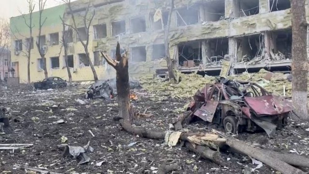 Mariupol está sob ataque há nove dias — Foto: Reuters via BBC