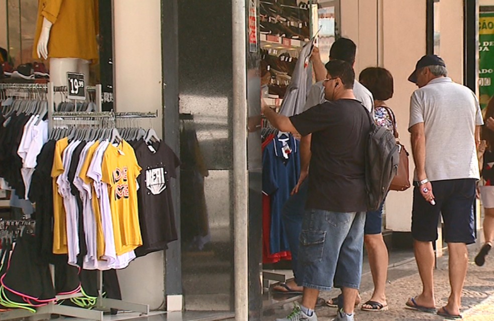 Lojas do com&eacute;rcio de Rio Claro poder&atilde;o abrir a partir deste s&aacute;bado &mdash; Foto: Nilson Porcel/EPTV
