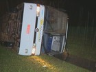 Ônibus fretado tomba em rodovia de  Mogi Mirim, SP, e deixa feridos graves