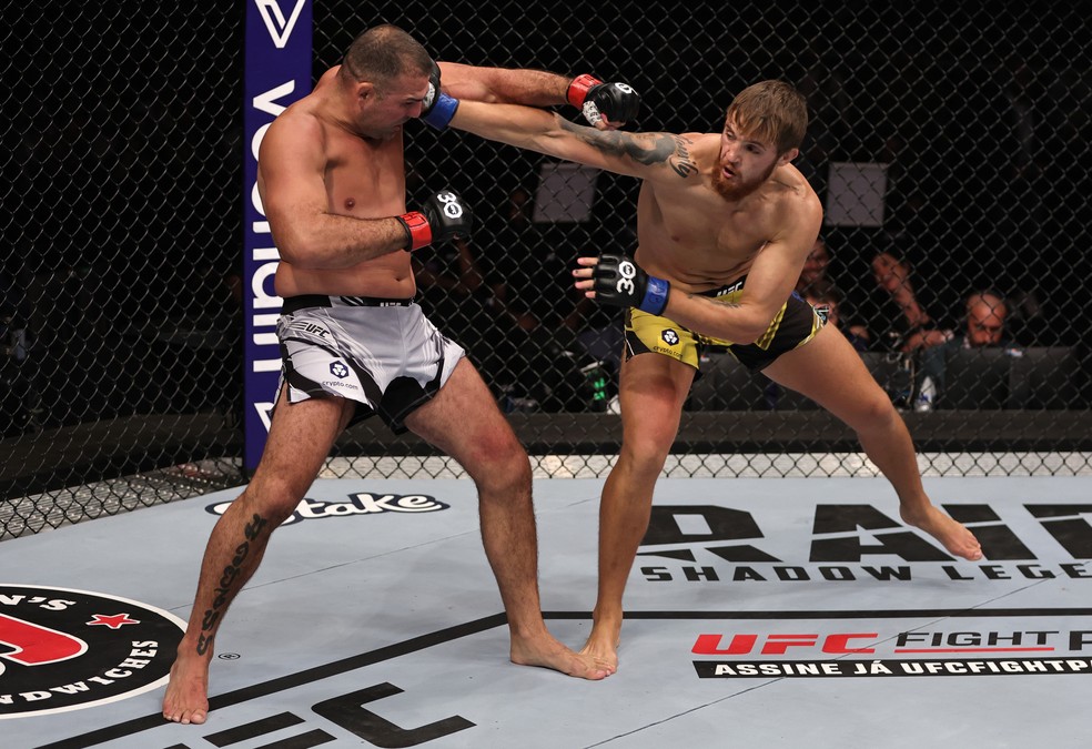 Ihor Potieria venceu Mauricio Shogun por nocaute t&eacute;cnico aos 4min05s do R1 &mdash; Foto: Buda Mendes/Getty Images