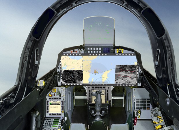 O cockpit exclusivo do Gripen do Brasil, com um display panorâmico e mudanças internas pedidas pela FAB (Foto: Saab)