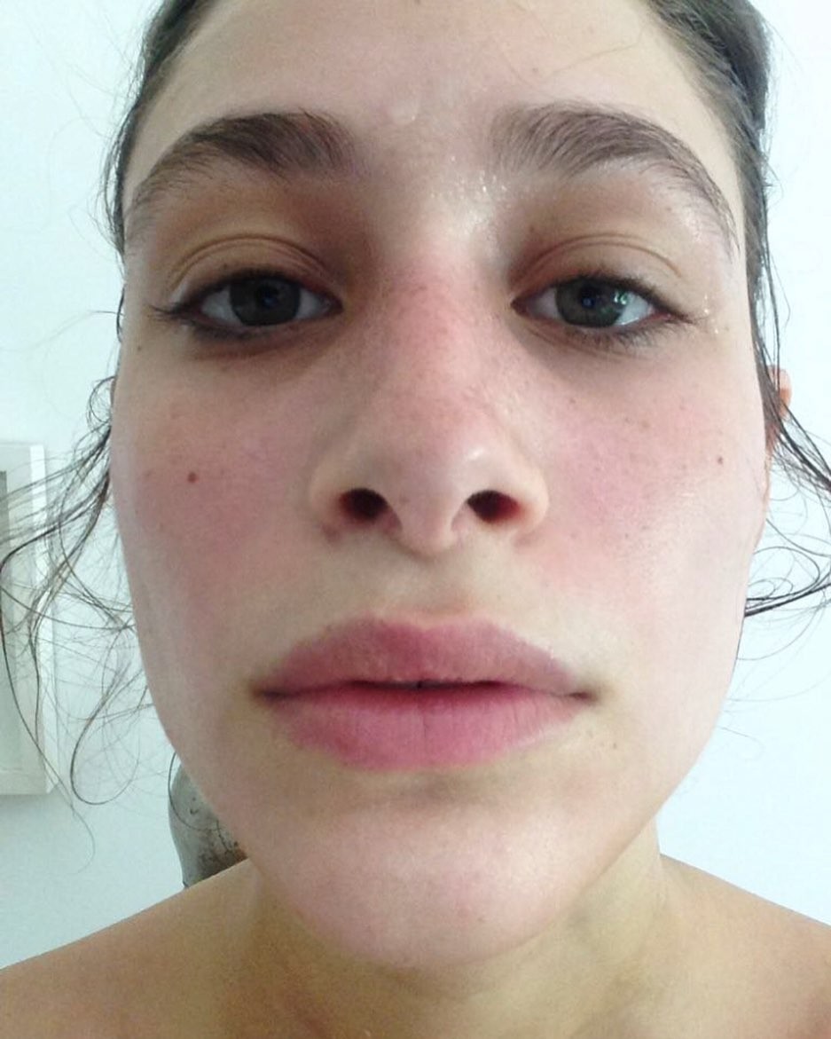 Luisa Arraes faz selfie suada e afirma: "Eu não posto, mas eu malho" (Foto: Reprodução/Instagram)