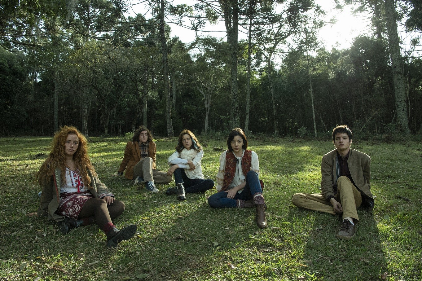 Elenco de Desalma conta com jovens atores e revelações no elenco (Foto: Globoplay)