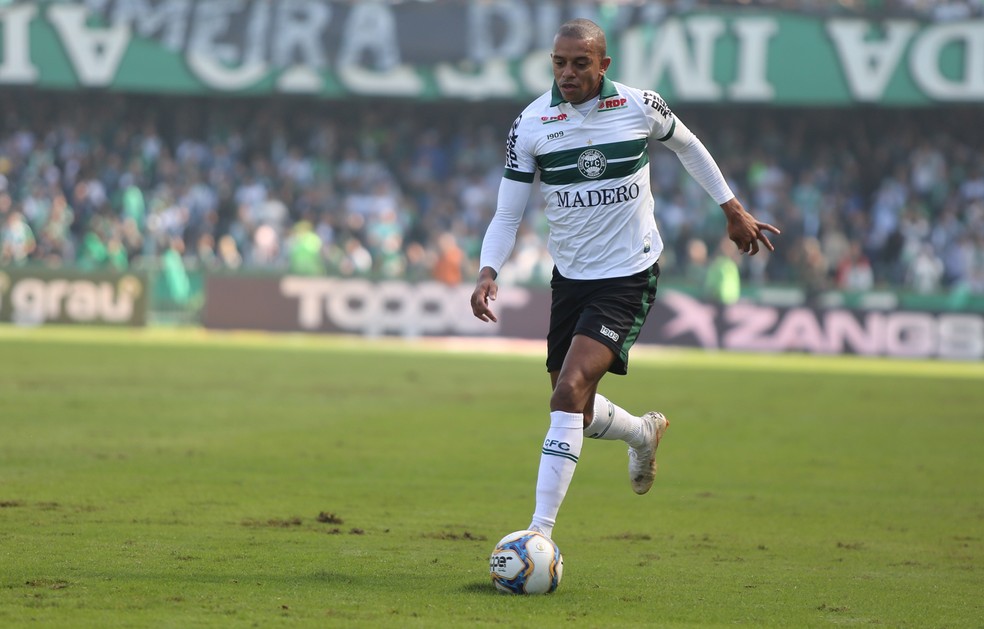 Com contrato no fim, William Matheus despista sobre o ...