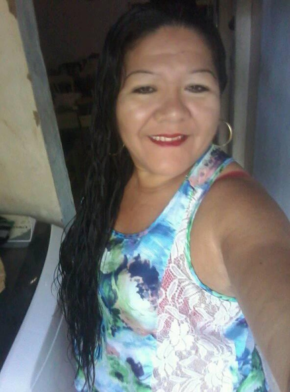 Duas das vÃ­timas sÃ£o Lucia Otaviano e o neto, de 5 anos â Foto: ReproduÃ§Ã£o/Facebook