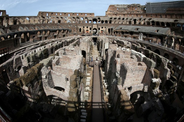 ROME, ITALY - JUNE 25: A view of the Colosseum during the press conference for Tod's second phase of the restoration of the Flavian Amphitheater and the opening of the hypogea on June 25, 2021 in Rome, Italy. (Photo by Franco Origlia/Getty Images) (Foto: Getty Images)
