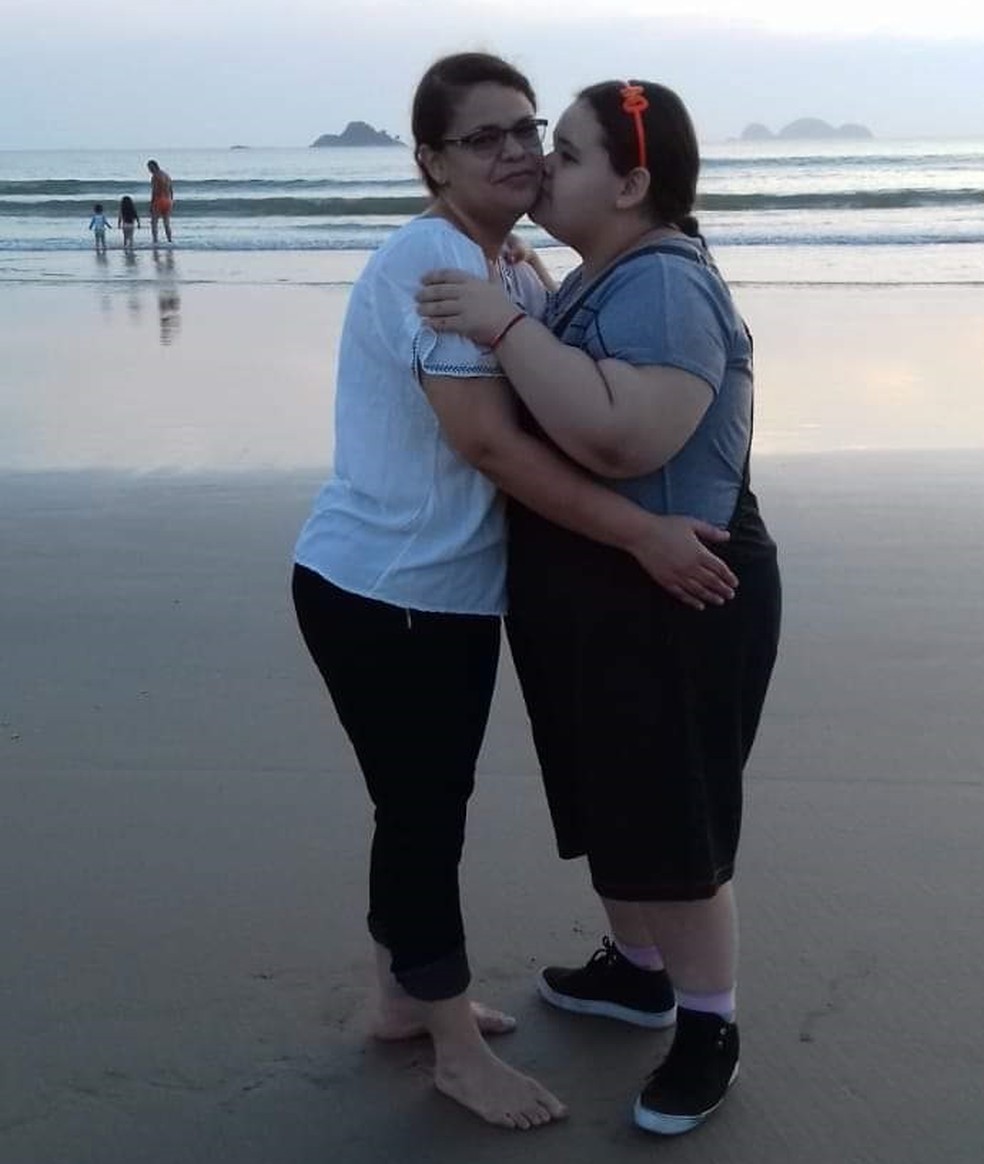 Adriana e Allicia são moradoras de Guarujá, no litoral de São Paulo — Foto: Arquivo Pessoal