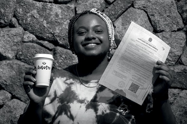 A campanha Eu sou da Starbucks, premiada na categoria Glass Lions, direcionada a trabalhos que dão vez, voz e suporte à igualdade, especialmente entre gêneros. Criação do escritório brasileiro da VMLY&R. (Foto: Reprodução)