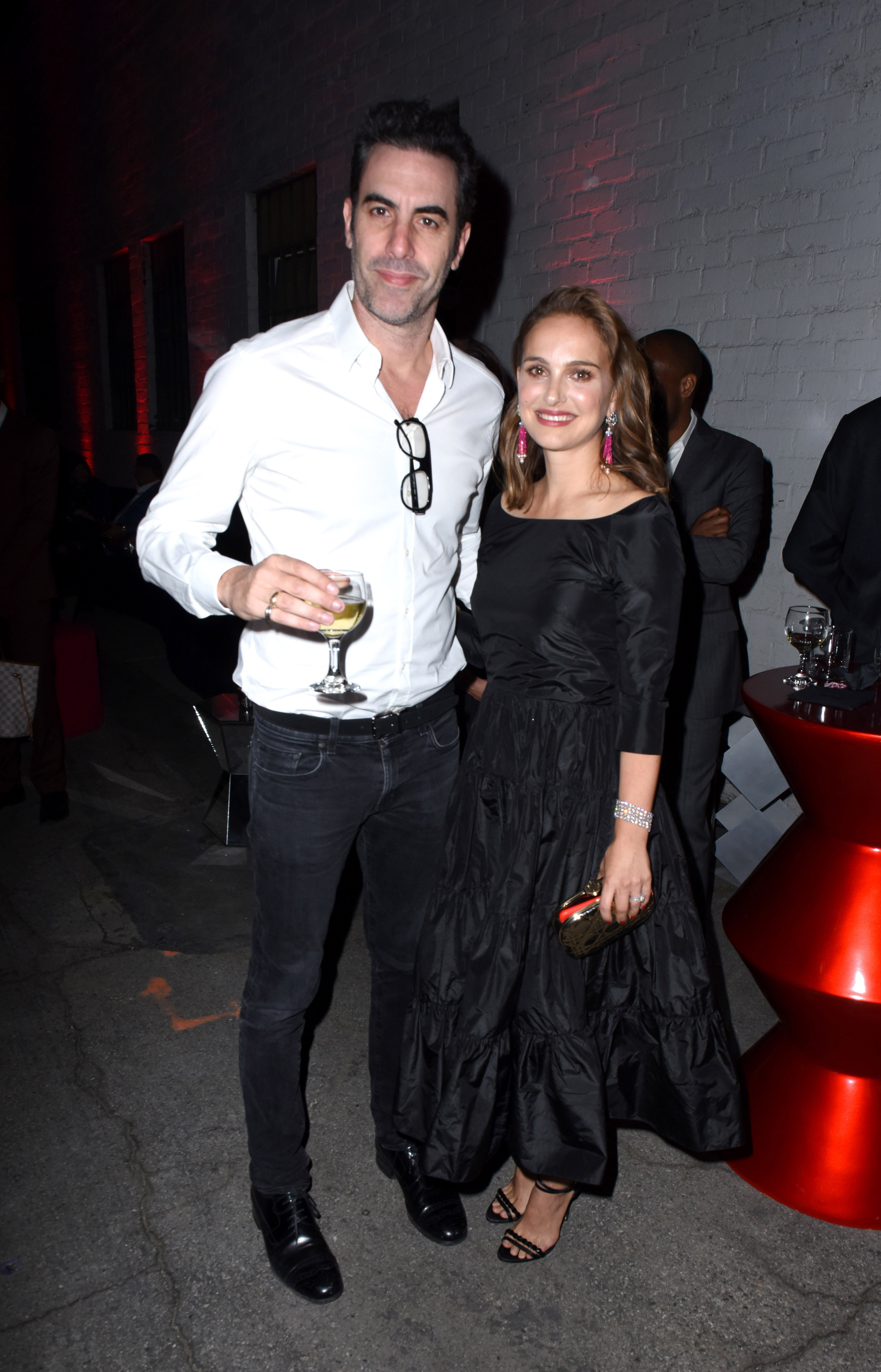 Sacha Baron Cohen e Natalie Portman (Foto: Getty)
