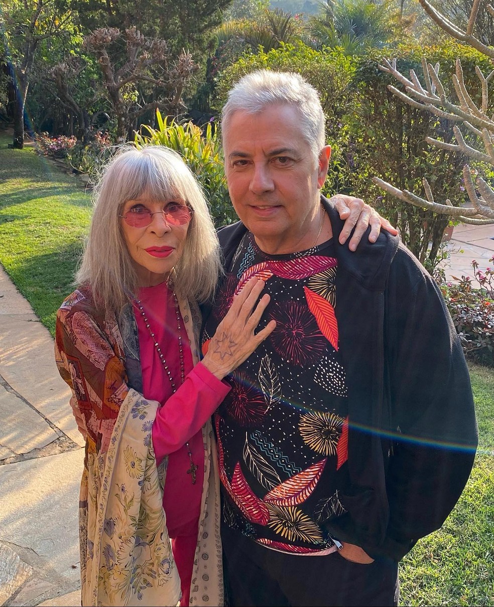 Rita Lee e Roberto de Carvalho (2021) &mdash; Foto: Reprodu&ccedil;&atilde;o Instagram @ritalee_oficial