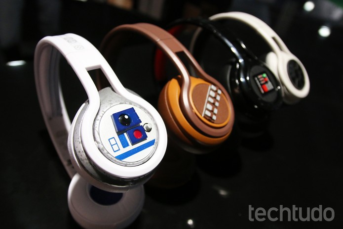 Fones da SMS Audio trazem Darth Vader, Chewbacca, R2-D2 e Tie Fighter (Foto: Fabrício Vitorino/TechTudo)