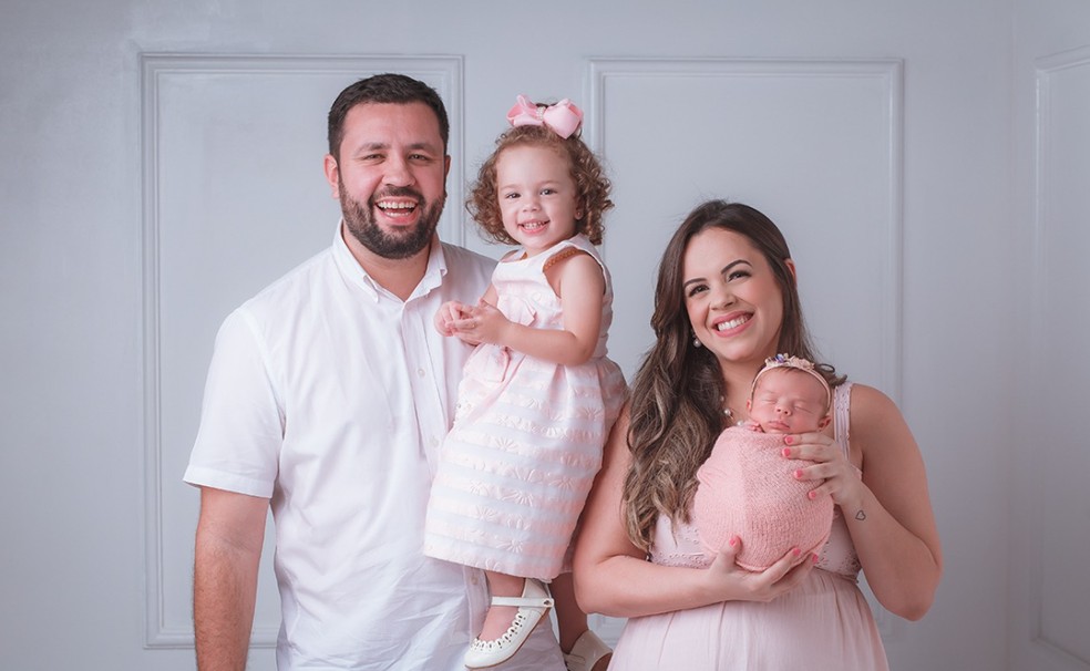 Família celebra sem medos a chegada da segunda filha — Foto: Alexandre Lima/Arquivo pessoal
