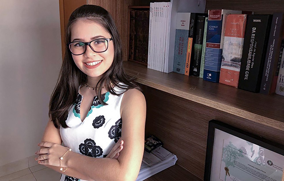 Gabrielle Cintra: &ldquo;Segui as orienta&ccedil;&otilde;es da Unoeste e consegui um est&aacute;gio&rdquo; &mdash; Foto: Cedida