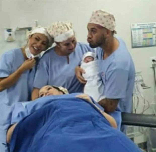 Imagem que circula na internet mostra o rostinho de Maria Alice, filha de Virginia e Zé Felipe (Foto: Reprodução / Instagram)