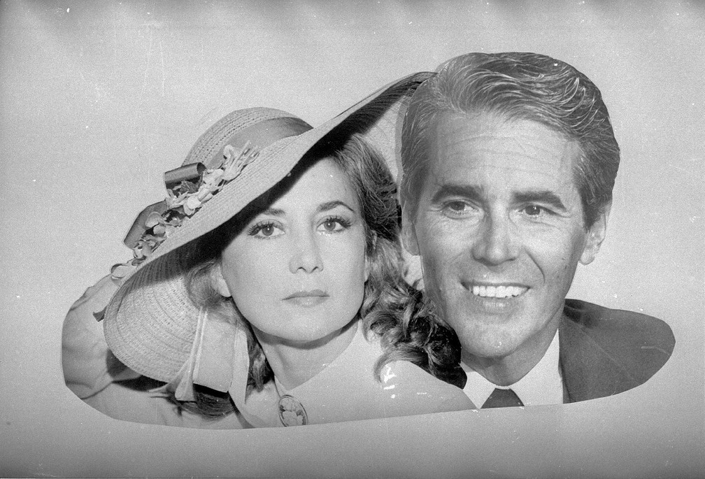 Eva Wilma e Adriano Reys em 'Ciranda de Pedra', de 1981 — Foto: Acervo Grupo Globo