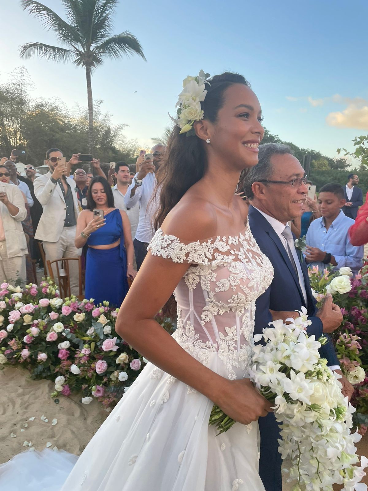 Lais Ribeiro se casa com o ex-jogador da NBA, Joakim Noah, em Trancoso (Foto: Divulgação)