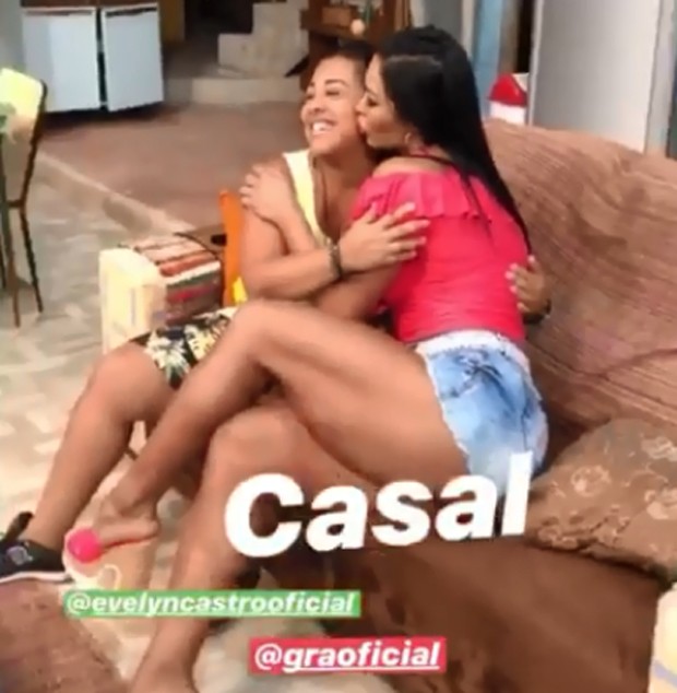Evelyn Castro e Gracyanne Barbosa em Tô de Graça (Foto: Reprodução/Instagram)