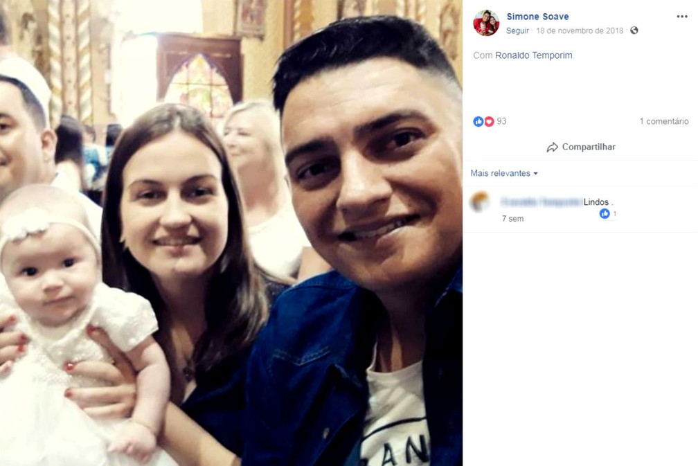 Ronaldo e Simone estÃ£o juntos hÃ¡ cinco anos, tÃªm uma filha de oito meses, e agora foram "obrigados" pela internet a se casar: "Estamos muito felizes" â Foto: Facebook/ReproduÃ§Ã£o