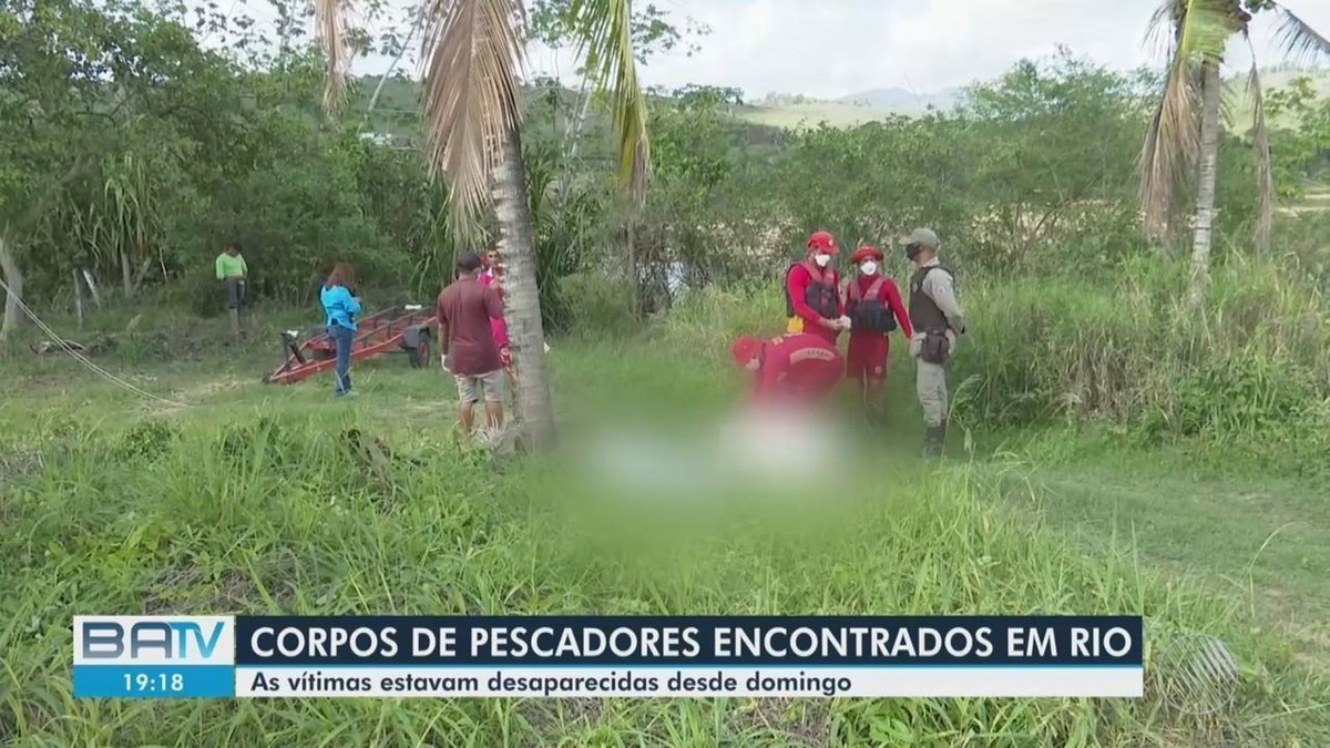 Corpos de pescadores que desapareceram em rio no sul da Bahia são enterrados | Bahia - Vimarsana News