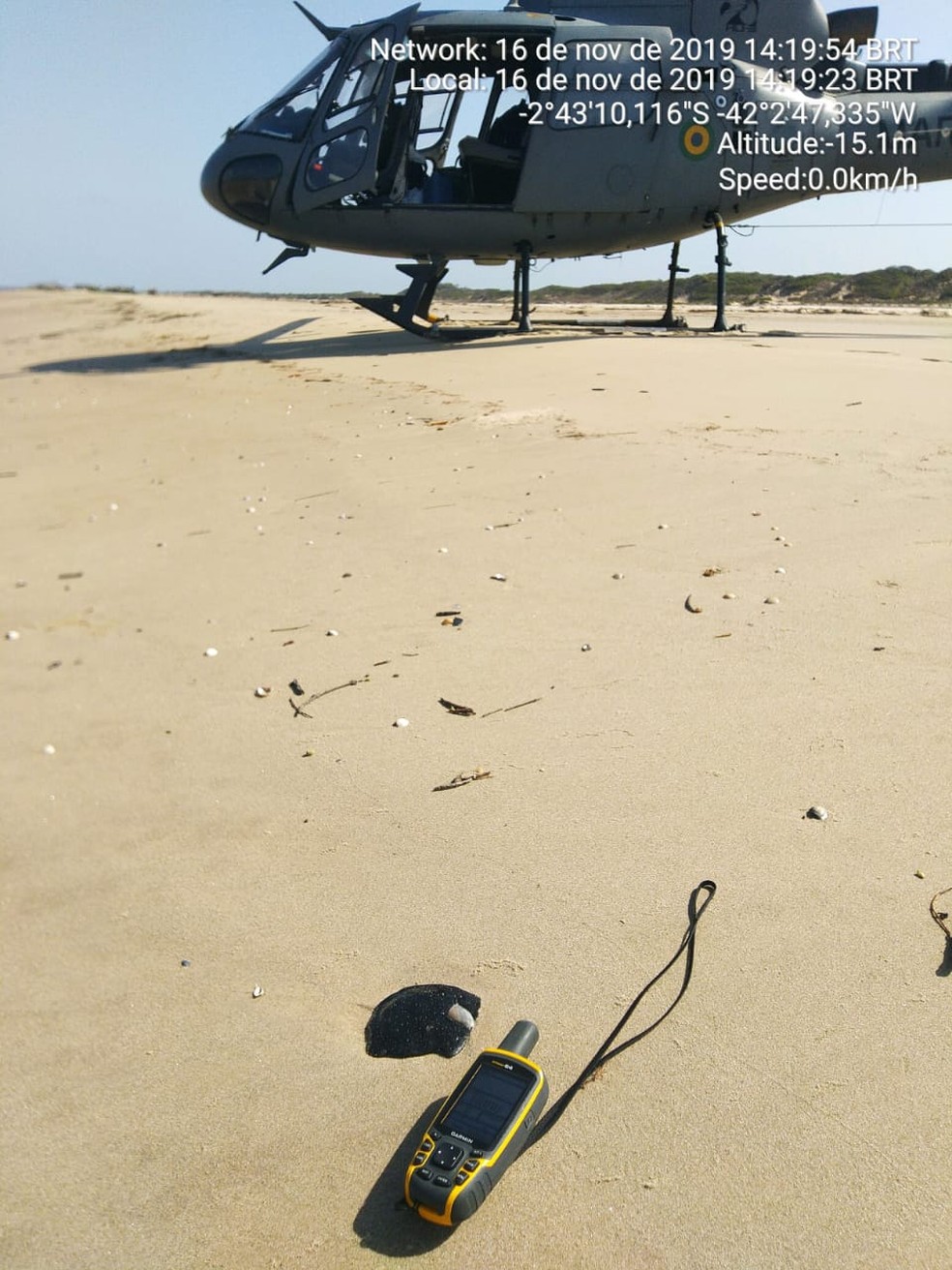 Marinha e ICMBio encontram manchas em praias no Delta do Parnaíba — Foto: Divulgação/Marinha