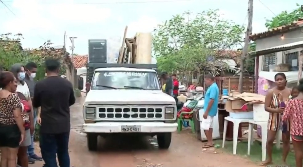 Mais de 200 famílias ficaram desabrigadas após chuvas em Teresina, diz Defesa Civil — Foto: TV Clube
