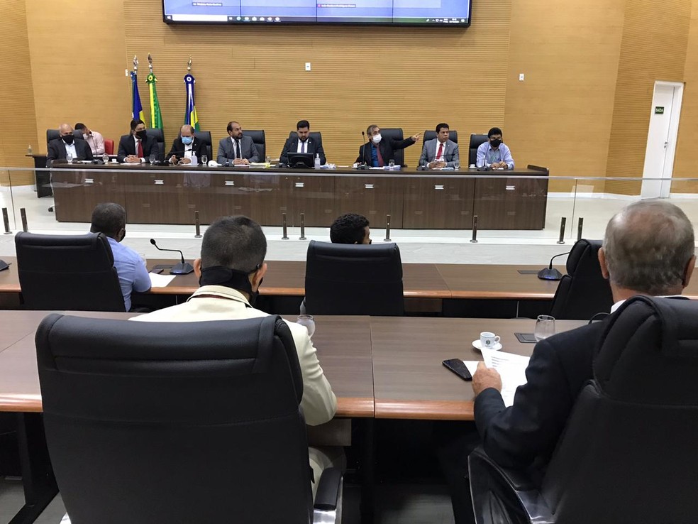 Audiência Pública sobre Projeto de Lei Complementar que pretende alterar os limites da Reserva Extrativista Jaci-Paraná e do Parque Estadual de Guajará-Mirim. — Foto: Alex Rocha/ ALE-RO 