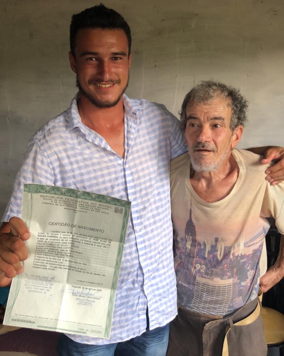 Seu Zé estava morando em uma antiga cerâmica abandonada em Barra Bonita — Foto: Arquivo pessoal/Marcelo Cândido dos Santos