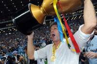 renato iguala recorde de técnico com mais conquistas pelo grêmio no gauchão.