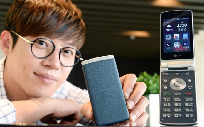 Samsung e LG também lançaram recentemente smartphones com flip (Foto: Divulgação/LG)
