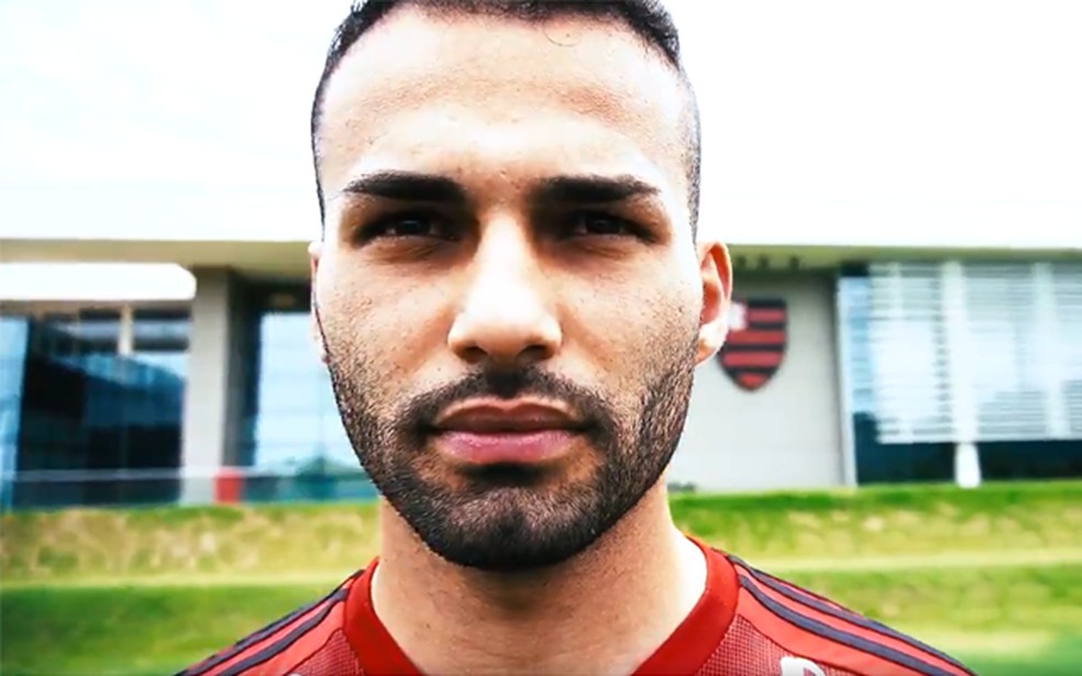 Thiago Maia é o quarto reforço anunciado pelo Flamengo para 2020 — Foto: Reprodução