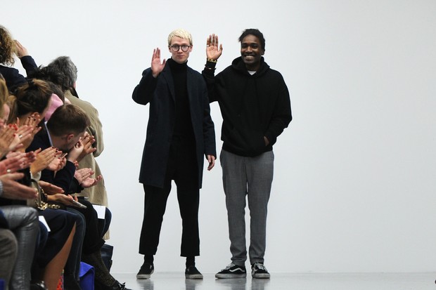 Os designers Sam Cotton and Agi Mdumulla  (Foto: Getty Images)