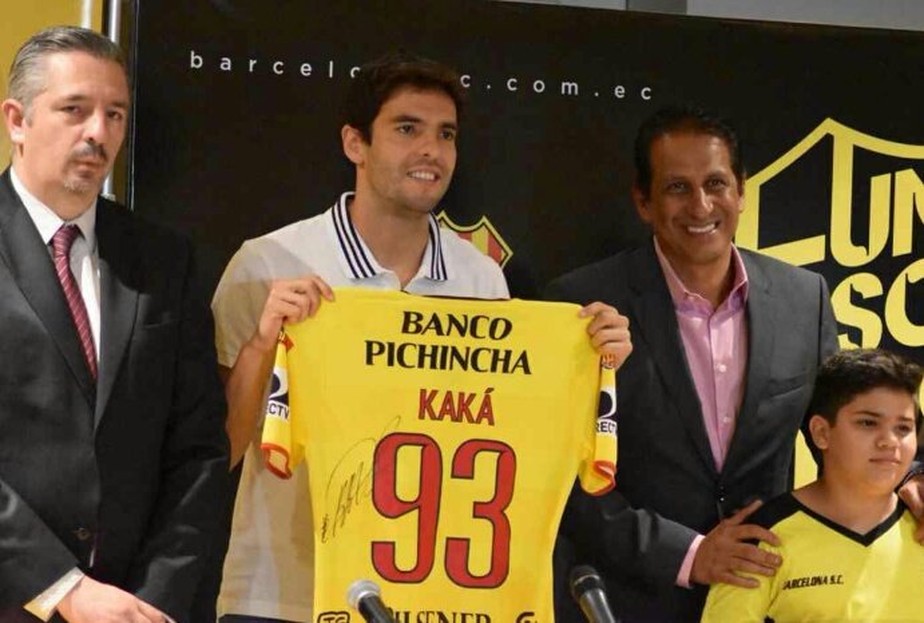 Convidado de honra, Kaká é anunciado como 