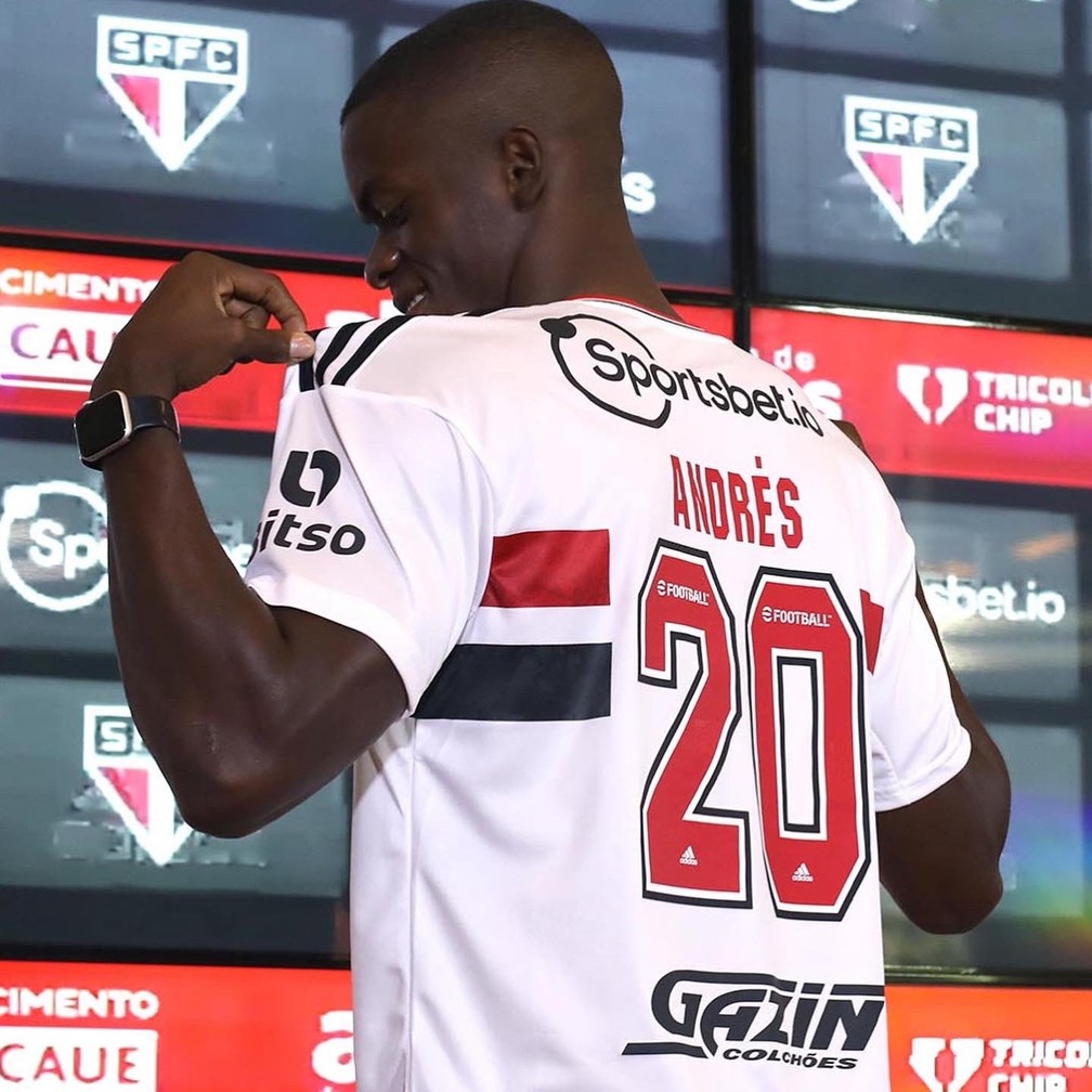 Primeiro ou segundo volante? Entenda como Ceni pensa em usar Andrés no São Paulo