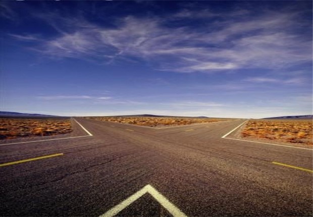 Carreira ; encruzilhada ; que caminho escolher ; escolhendo uma carreira ; sem escolha ; dúvida ;  (Foto: Shutterstock)