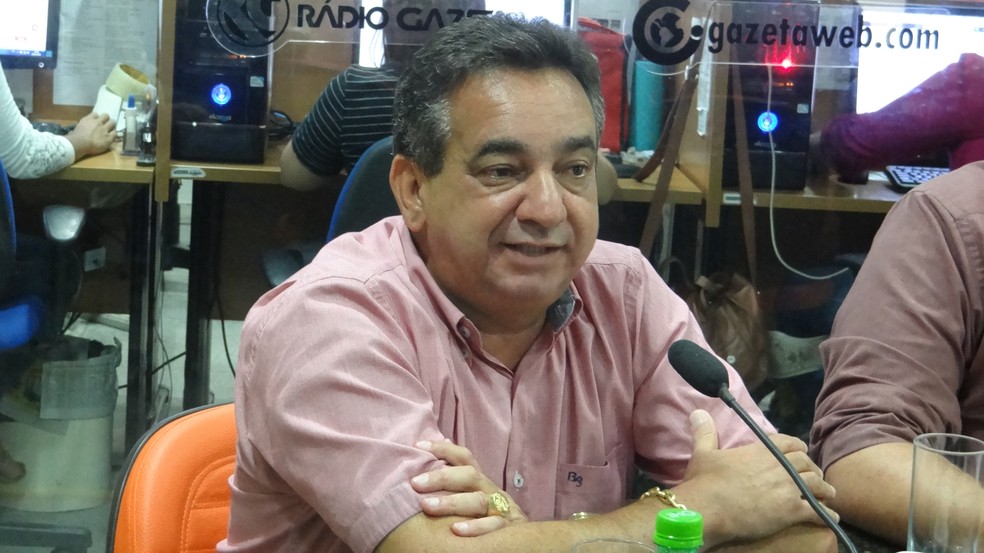 Marcos Barbosa disse em entrevista à Rádio Gazeta que não libera Felipe se o CRB não receber R$ 150 mil — Foto: Denison Roma / GloboEsporte.com