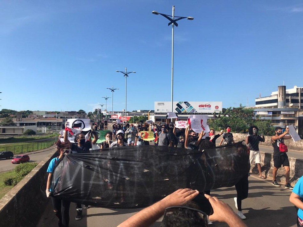 Manifestantes fazem ato contra Bolsonaro e favor da democracia em São Luís (MA) — Foto: Divulgação/Levante Popular Antifascista
