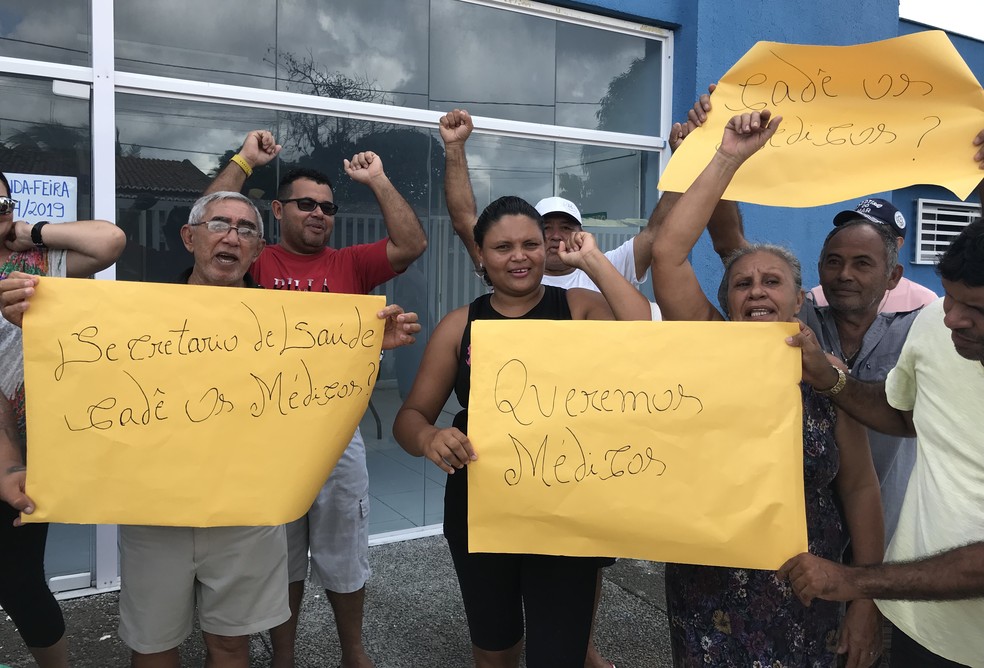 População faz bolo para 'comemorar' aniversário de um ano de posto de saúde  sem médico em Natal | Rio Grande do Norte | G1