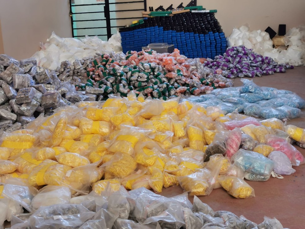 Drogas foram encontradas dentro de galpão em Cerquilho — Foto: Polícia Civil/Divulgação