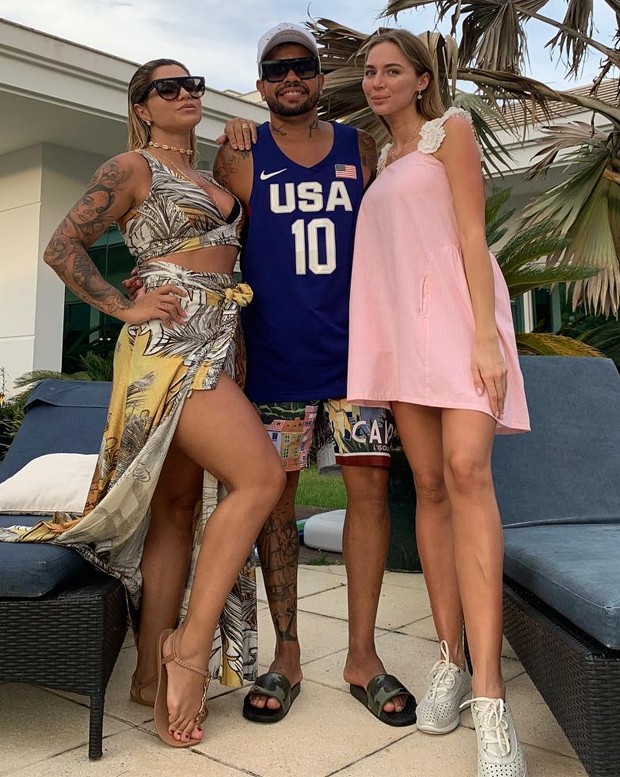 Dani Souza, Dentinho e Alisa Borovyk (Foto: Reprodução/Instagram)